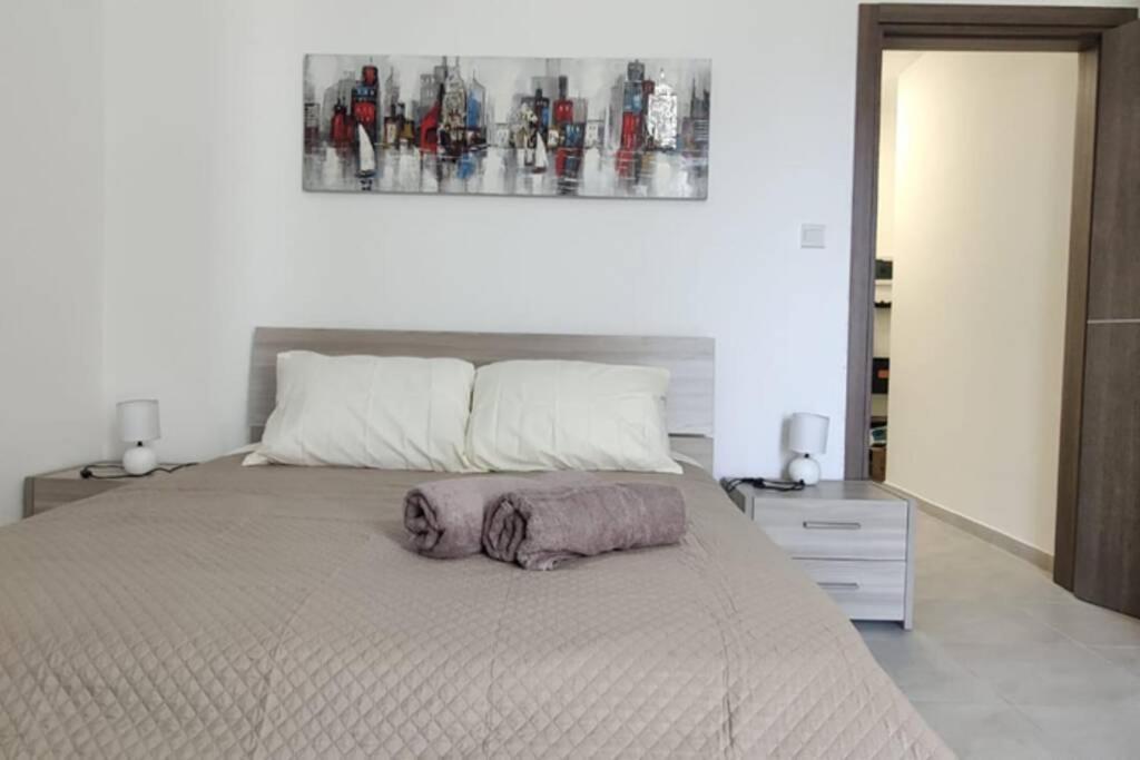 Brand New 3 Bedroom Apartment Close To The Sea Gzira Exterior photo