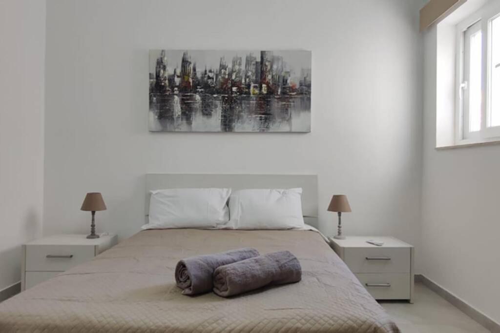 Brand New 3 Bedroom Apartment Close To The Sea Gzira Exterior photo